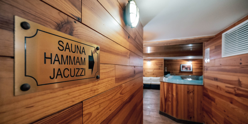 home spa sauna steam room jacuzzi ile de ré