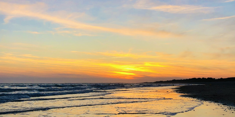 The most beautiful sunsets at Gros Jonc beach on the Ile de Ré