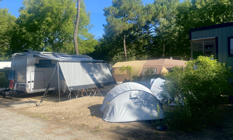 luxury pitch rental for camping stay by the sea